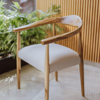 Silla Kaspi (madera petiribi)