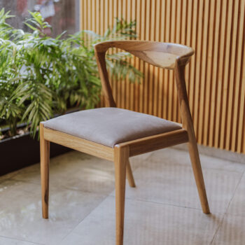 Silla Wayra (madera petirbi)